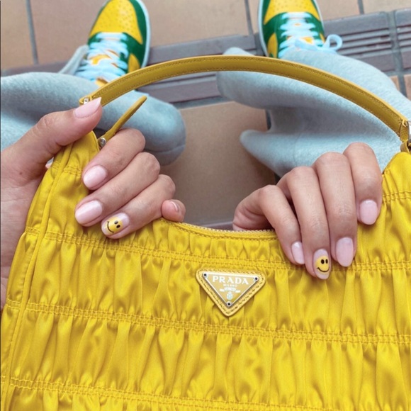 Meet your Posher, Alex - Picture 1 of 1